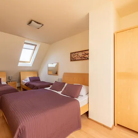 Nadmorski Z Balkonem Blisko Plazy By Renters Lägenhet *